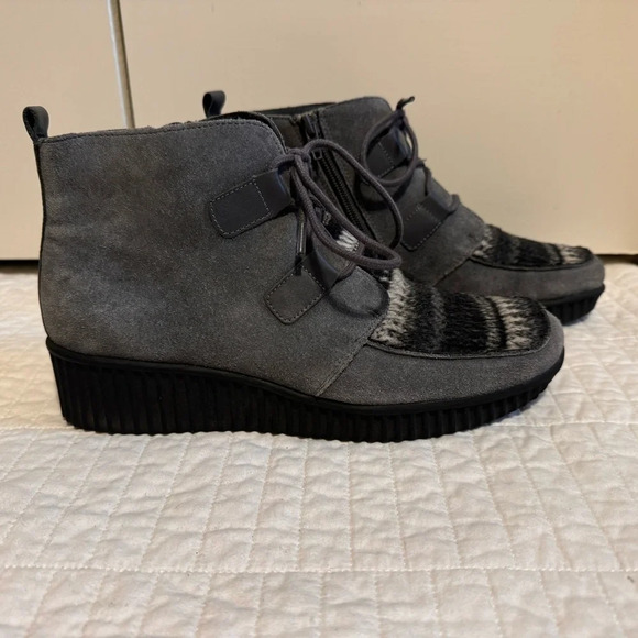 Aerosoles Umpire Wedge Bootie Grey Sz 8.5 - Picture 10 of 10